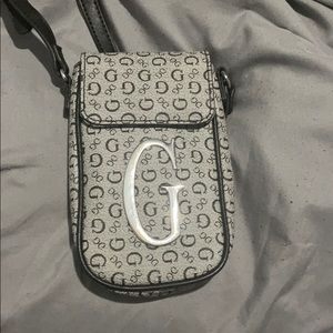 Guess phone crossbody holder